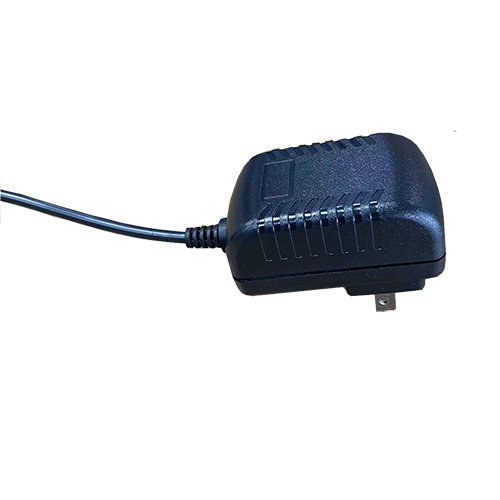 IVP015-897-E 12V 0.9A 电源交流到直流适配器