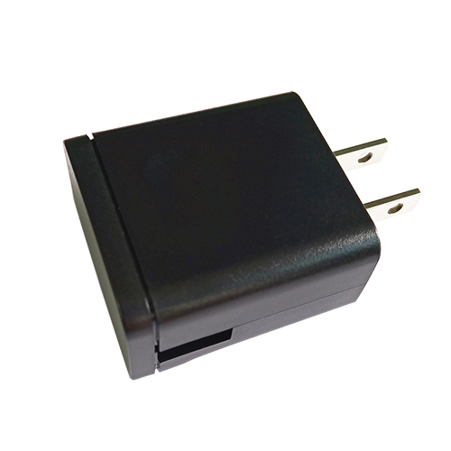 IVP005-1304-C 5V 1A 电源交流到直流适配器