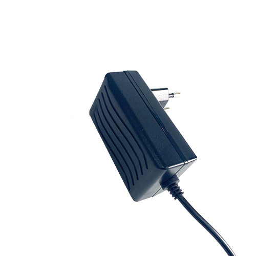 IVP015-897-E 12V 0.9A开关电源适配器