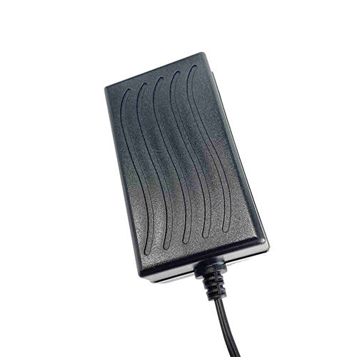 IVP025-905-F 12V 2A开关电源适配器