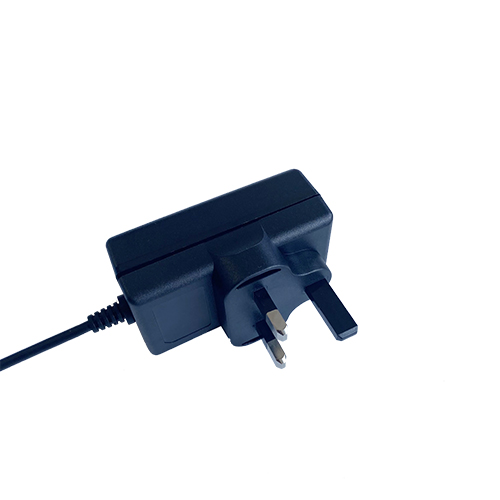 IVP030-604-B 10.4V 2.5A开关电源适配器